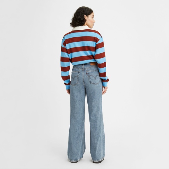 Levi’s High Loose Flare Jean - Picture 2 of 11